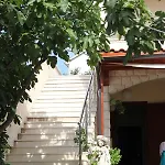 Apartment Time Off