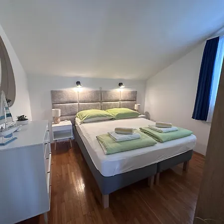 Time Off * Žaborić