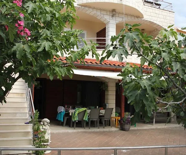 アパート Time Off