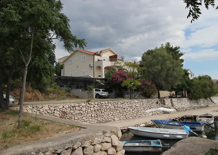 アパート Time Off